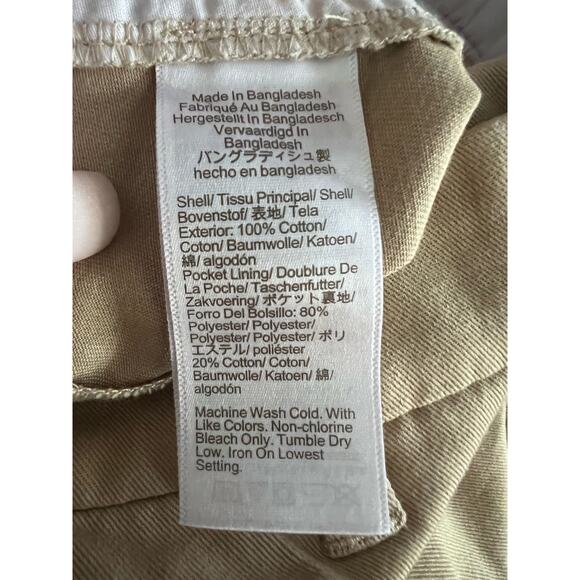 NWT J. Crew Women's 3 1/2" Classic Chino Shorts Flat Front Light Khaki Tan SZ 2 - Picture 8 of 10